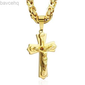 Anhänger Halsketten Religiöse Jesus Kreuz Halskette für Männer Gold Edelstahl Kruzifix Anhänger mit Kette s Männlich Schmuck Geschenk 210721 240302