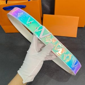 Cintura di design Cinture di lusso per donna e uomo Moda Stile design con motivo laser 3,8 cm Vari colori con opzioni di fibbia