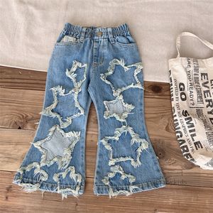 2024 Bahar Kids Tassel Stars Patch Jeans kızlar Elastik bel denim parlama pantolon moda çocuklar gevşek gündelik kovboy pantolonları z6941