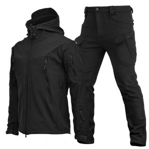 Pants Mężczyźni Zimowe polarowe wodoodporne wędkarstwo kurtki Trekking Trekking Tactical Sharkkin Tracksuit Turing Pants Camping Spoders