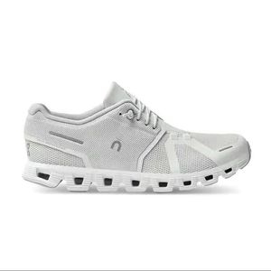 2024 Tränare som kör Cloud 5 X Casual Shoes Federer Mens Nova Cloudnova Cloudrunner Form Tenis 3 Shift Black White Cloudswift Runner CloudMonster Women Sneakers