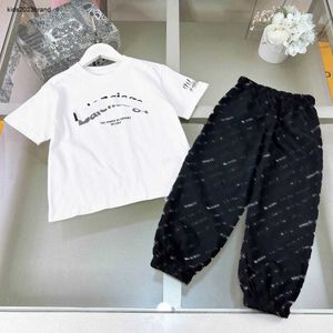 New baby tracksuits summer kids designer clothes Size 100-160 CM Short sleeve child t shirt and Logo full print pants 24Feb20