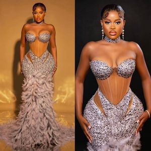 Luxury African Plus Size Prom Dresses for Black Women Evening Dresses Halter Illusion Mermaid Feathered Birthday Dresses Beaded Rhinestones Engamement Gown AM442