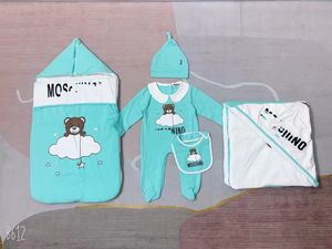 Designer bebê onesie, bib burp conjunto de roupas do bebê collants de luxo macacão de algodão meninos e meninas macacão colcha do bebê 5 pçs r20