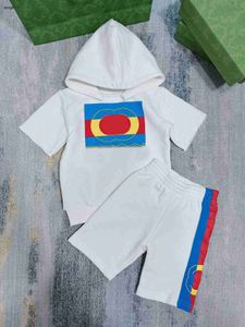 Marka Bebek Tasarımcı Trailtsuits Kapüşonlu Çocuk Kısa Kollu Takım Çocuk Boyutu 73-110 cm Renkli Logo Kids Tişört ve Şort 24Feb20
