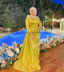 Luxury Gold Muslim Evening Dress With Beaded Elegant High Neck Arabic Dubai Prom Dress Long Sleeve Formal Gown Custom Made Vestidos De Noche Special Occasion Party