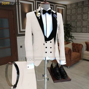 Suits Latest Beige Suits for Men Slim Fit Velvet Lapel Jacket Vest Pants 3 Piece Tailormade Luxury Homecoming Business Wedding Tuxedo