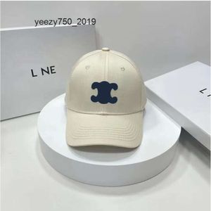 Nehmen Sie Celins Hut Celnes Ceine Hundert Cel Celi Casual Ne Luxus Schutz Designer Hut Casquette bestickt Baseball Sonnenkappe Sonne weiblich Sommer Winter Hüte QV4Y