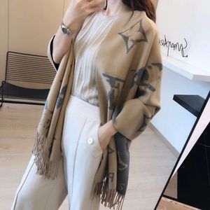 Zestaw szalika dzianiny dla mężczyzn Summer Satin Satynowy projektant mody Cashmere Shawl Pierścień luksusowa kratę czek bawełny luksusowe szaliki kwadratowy rozmiar 180 x 70 cm SJ 002