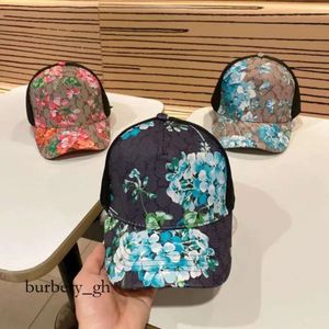 Designer Cucci Hat Designer Cucci Hat G Family Flower Baseball Cap Mesh Summer Out Sonnenschutz Cap Modische vielseitige Mütze Blumen 735