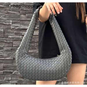 Estilo capacidade cassete tecido designer bolsa de ombro textura tendência feminina grande bolsa um sacos axila pulso vbottega couro macio moda lua pmi2