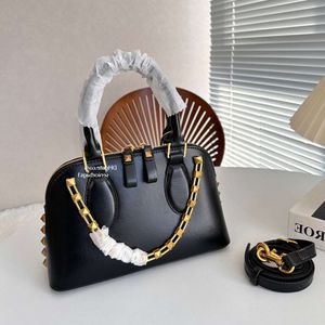Luxury designer bag womens travel bag chain shoulder Bag rivet decoration handbag large underarm Bag fashion women bags