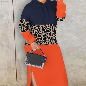Повседневные платья, пуловер с длинными рукавами, на шнуровке, длинное уличное весенне-осеннее женское платье-свитер с леопардовой строчкой, контрастное платье-свитер с капюшоном
