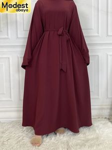 Modesto Abaya Ramadan Musulman De Mode Maxi Robe Turchia Caftano Abbigliamento islamico Musulmano per le donne Abito Hijab Caftano Abiti 240222