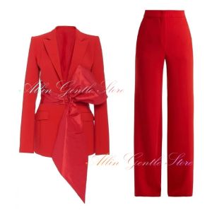 Anzüge roter Teppich Frauen Anzüge Herbst Outfits Blazerjacke mit Belt Fashion Design Hochzeit Smoking 2 Stück Mitte gemacht