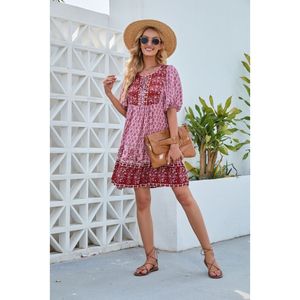 New Fashionable Swimsuit Skirt Vacation Style Printed Floral Short Sleeved Womens Dress Beach Cover Dresses 240302