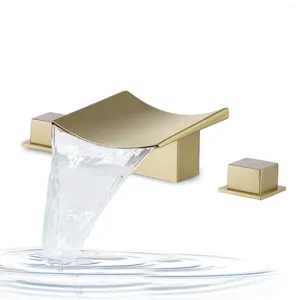 Rubinetti per lavabo bagno Rubinetto a cascata oro / cromo spazzolato e miscelatori acqua fredda Rubinetti doppi a 3 fori per vasca da bagno