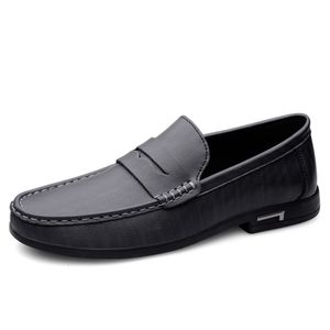 2024 Summer New Men's Super Fibre Super Casual Małe skórzane buty Trendy jazdy LEFU Buty duże rozmiar hurtowe buty męskie T5