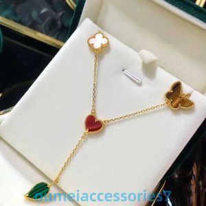 2024 Designer di gioielli di marca Vanl Cleefl Arpelscollane Collana Chaohua Argento sterling 925 placcato oro 18k Trifoglio Farfalla Foglia Nappa Collana con ciondolo a catena