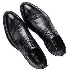 Klädskor för män Mens äkta läderföretag Formella Oxfords Footwear Man Högkvalitativa loafers Zapatos Hombre 240223