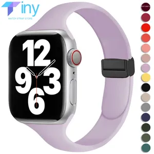 Pulseiras de relógio Pulseira de fivela magnética para Apple Ultra Band 49mm 45mm 41mm 40mm 44mm Slim Thin Silicone Pulseira IWatch Series 8 7 6 SE 5 3