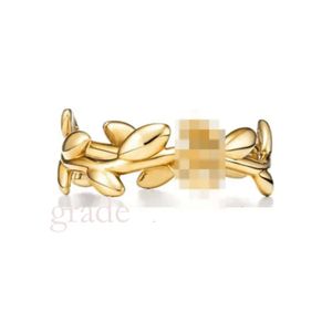 Tiffanyco Anello di design classico Anello T di alta moda Anello in argento sterling a forma di cuore con nodo a foglia Anello con colla a goccia con diamanti placcati in oro Gioielli di alta qualità 613