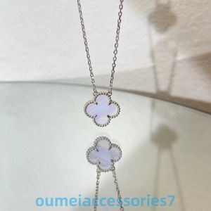 2024ジュエリーデザイナーブランドVanl Cleefl Arpelspendant Brahma Four-Leaf Clover Necklace