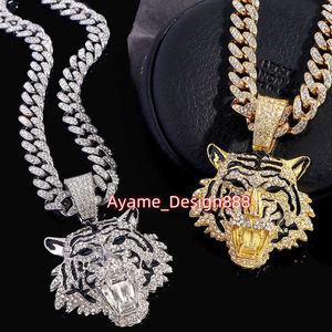 Ice Out Moissanite Diamante 925 argento 18 carati Leone tigre Testa Ciondolo personalizzato fatto a mano per uomo Micro-intarsiato Hip Hop Ciondolo animale grande Collana da uomo