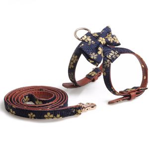 Sets Canvas and PU Leather Dog Cat Harness Set Fashion Floral Bow Adjustable Vest and Walking Lead Leash for Small Dogs Chihuahua