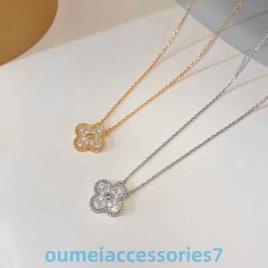 2024 Jewelry Designer Brand Vanl Cleefl Arpelsneck Laces v Jinfan Four-Leaf Clover Necklace For Women 18k Rose Full Diamond Pendant Gold Collar Chain Chain