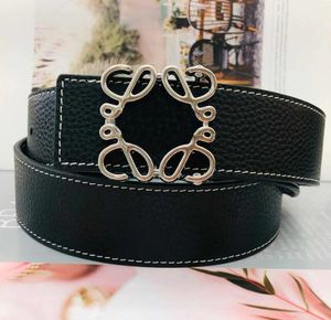 Top Fashion Belt Men Kvinnor Designer Belt Luxury Cattlehide Wear-Resisting Midjeband Retro Metallmönsterbredd 3,8 cm Guld Sier Slooth Buckle Leather Belts