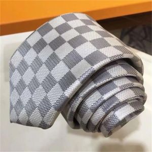 Mens 럭셔리 넥타이 Damier Quilted Ties 격자 무늬 디자이너 넥타이 실크 넥타이 박스 블랙 블루 화이트