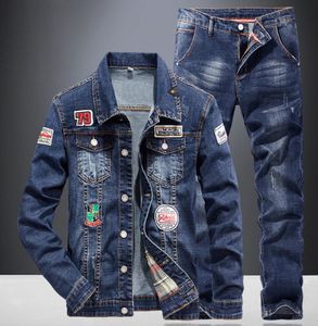 Modespår Men039S 2 -stycken set vårens höstmadge patch design blå denim jacka och byxor smala män och kvinnor jeans s9843789