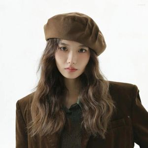 Berets Boina chique para mulheres elegante chapéu de lã plissado designs cor sólida elegante confortável