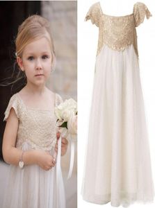 Vintage Flower Girl Dresses For Bohemian Wedding Billiga golvlängd Cap Sleeve Empire Champagne Lace Ivory Chiffon First Communion8568585