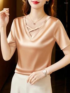 Women's Blouses Spring And Summer High-end Acetate Satin T-shirt For Women With Short Sleeved Design Fashionable Loose Bottomed Small