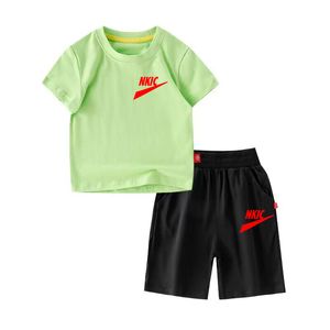 Novo Trending Summer Trend Fashion's Wear Boys T-shirt Calça 2 Fantas de mangas curtas Fantas de mangas curtas roupas de menina