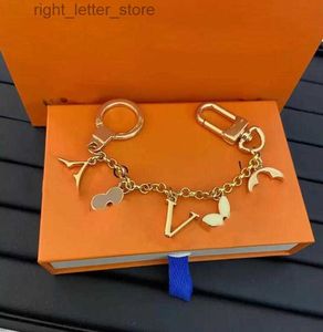 Keychains Brand Keychain Letter Designer Keychains Keychain Bag Auto Parts Gift 240303