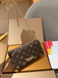 M82509 Classica borsa a catena Lily pochette borsa di marca di lusso borsa a tracolla borsa a tracolla pacchetto borse da sera borsa a portafoglio