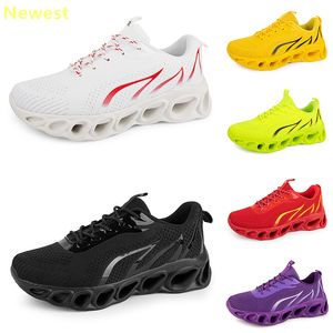2024 Koşu Ayakkabıları Erkek Kadın Beyaz Gümüş Kırmızı Krem Pembe Gri Eğitimler Yumuşak Alt Saborçular Nefes Alabilir Gai