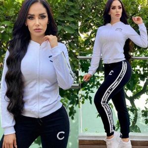 2024 NYA MODEL KVINNS TRACKSUITS 24SS NYHETER KOMENS TRACKSUITS Luxury Märke Stickad Casual Sports Suit 2 Piece Set Designer Tracksuits J2572 Eygr