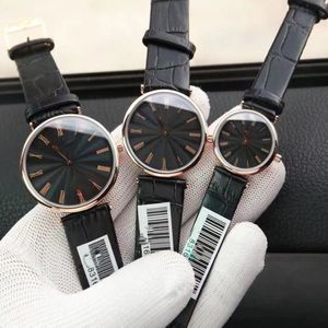 Erkek İzle Erkek İzle Kuvars Hareket Deri Kayışı 38mm 33mm 24mm İsteğe Bağlı Tasarım Saatleri Montre De Luxe288t