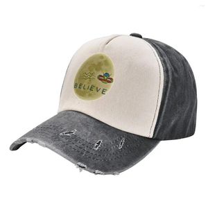 Copia dei cappelli a sfera del regalo perfetto per gli appassionati di UFO.Un design semplice su magliette, tazze, magneti, bottoni... Berretto da baseball
