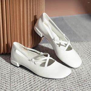 Scarpe eleganti Solido Slip conciso su tacco grosso Donna Punta tonda Design Zapatos Para Mujeres Texture confortevole lucida