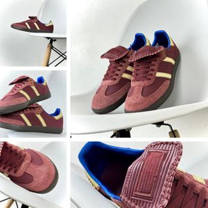 Auffällige Designer-Damenschuhe mit dicken Sohlen, lässige Pink Glow Gum Velvet-Damentrainer und vegane cremefarbene Collegiate Green-Jogging-Walking-Sport-Turnschuhe dgdgh# DC4B