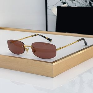 CHA4093 Óculos de sol sem aro de designer de luxo para mulheres óculos de sol Moda ao ar livre Espelho marrom lentes multicoloridas estilo vintage óculos retrô tons com caixa