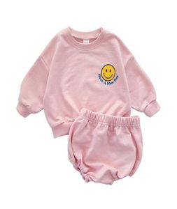 Set di abbigliamento Set di vestiti per neonate Top in cotone con stampa del viso SweatershirtPP Pantaloni corti Bambino Set sportivo per bambini 2 pezzi Su9688143