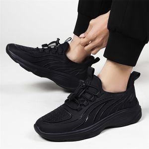 Hotsale Homens Mulheres Running Shoes Conforto Macio Preto Branco Bege Cinza Escuro Vermelho Roxo Verde Azul Amarelos Marrom Mens Treinadores Esportes Sapatilhas Planas GAI tamanho 39-44