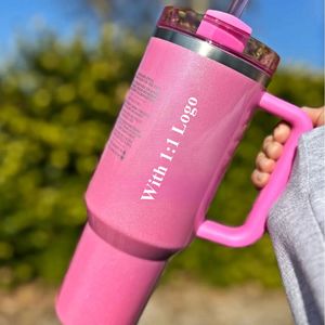 US Stock Tumbler Black Chroma Quenched H2.0 Co-Branded Pink Red Neuer 40-Unzen-Becherbecher mit Griff, rutschfester Deckel, Strohhalm, Edelstahl-Kaffee-Thermobecher, Valentinstag