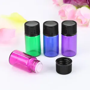 Bottiglie di stoccaggio Commercio all'ingrosso 1ml/2ml/3ml/5ml Colori Bottiglia di olio essenziale di vetro Sottile piccola fiala di profumo ambrato Prova campione 100 pezzi